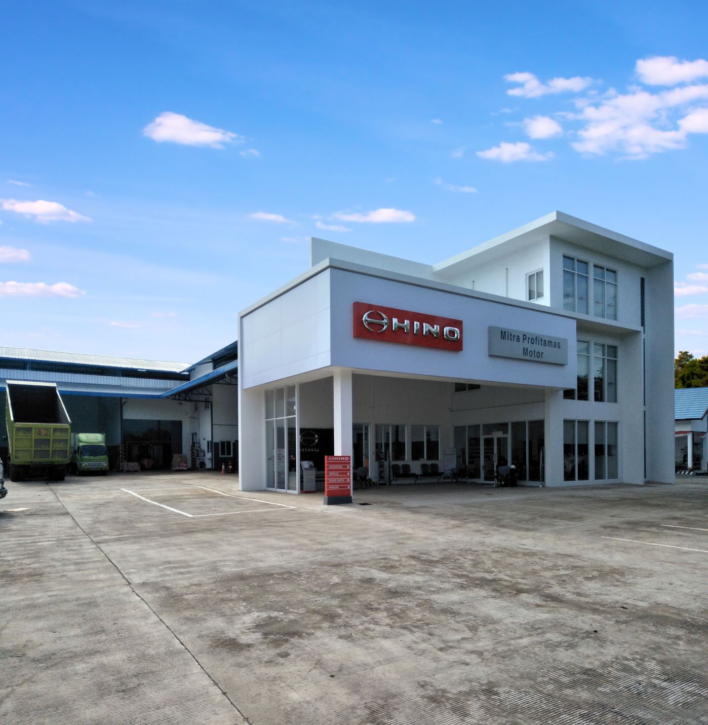 Hino Rantau, Showroom Terbaru di Kalimantan